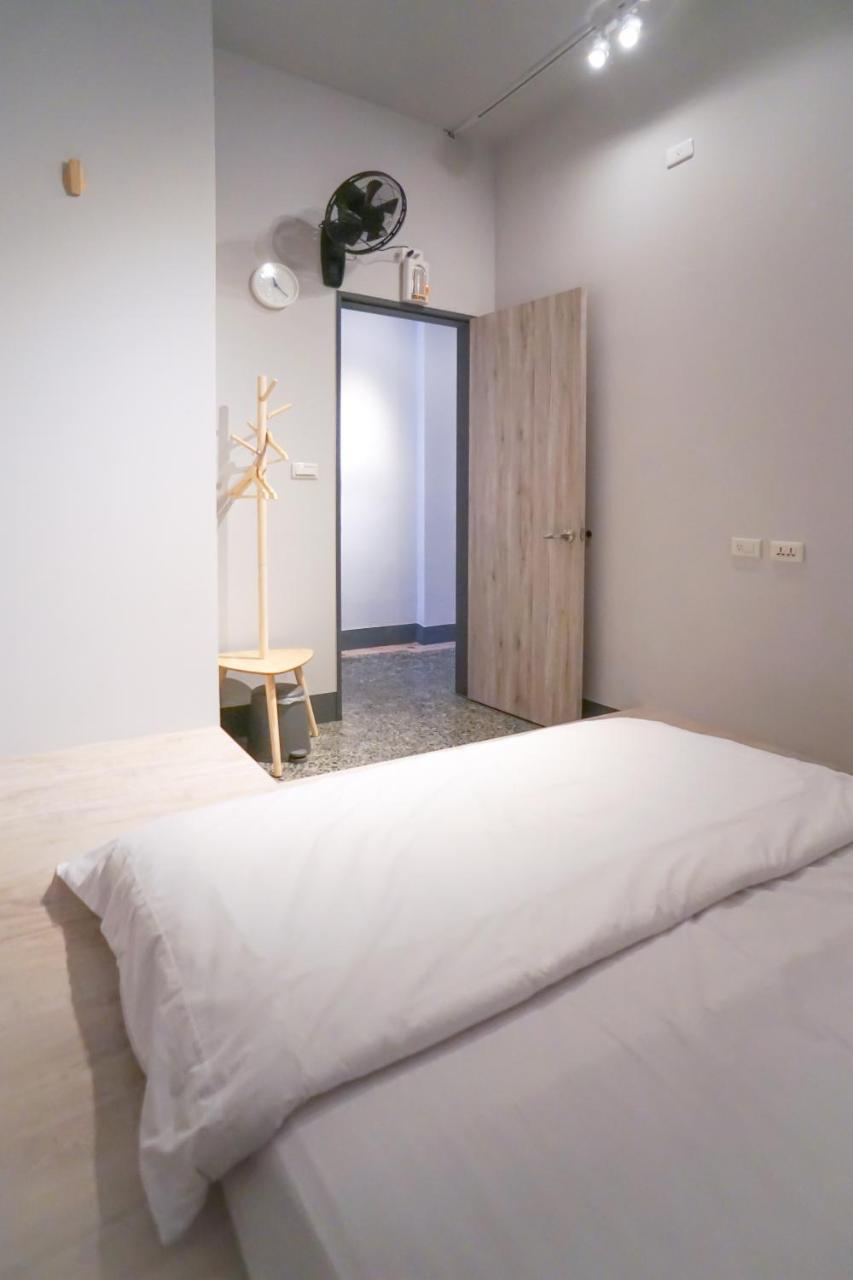 World Inn 窩二樓小客棧民宿 Hualian Zewnętrze zdjęcie